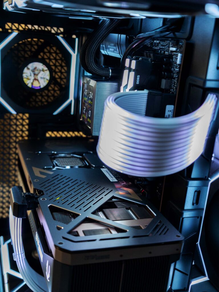 PC_Antec_C8_RTX5090_5