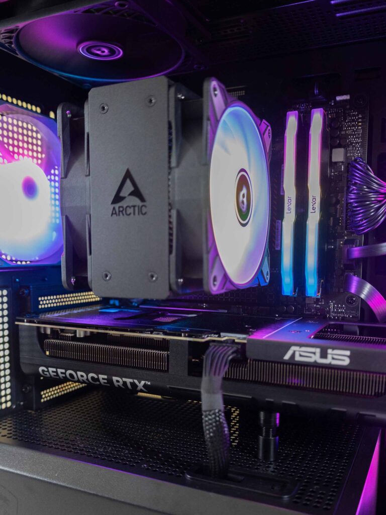 PC_Jules_RTX5070_Noir_5