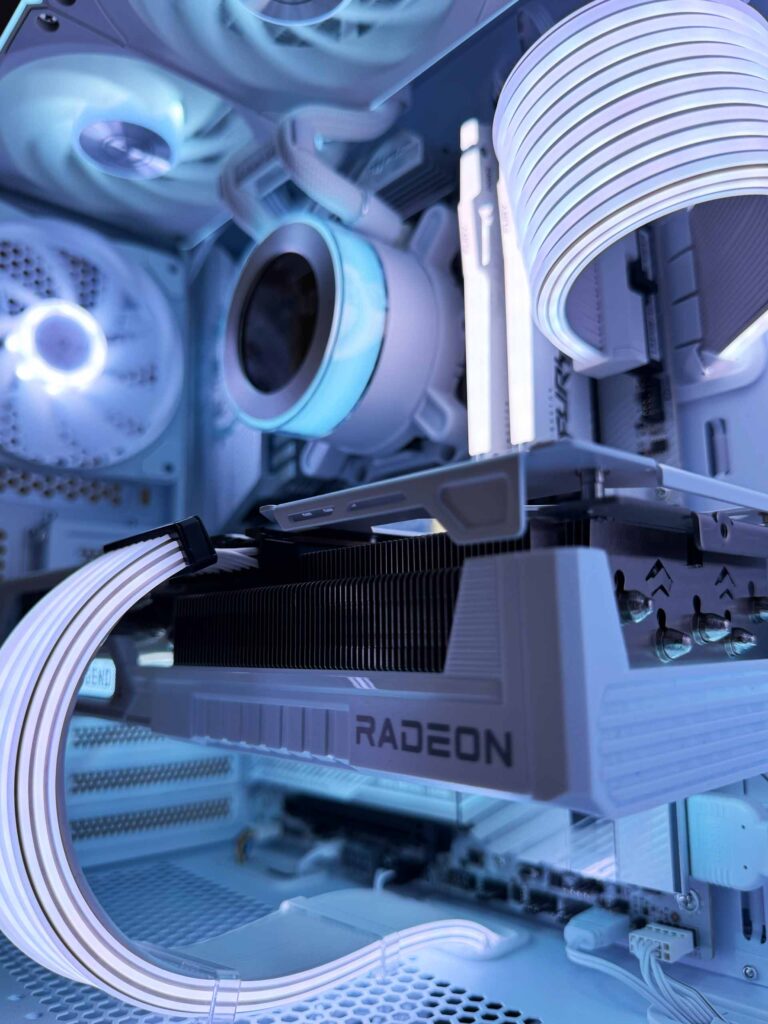 PC_MSI_Velox_Blanc_Vir_4