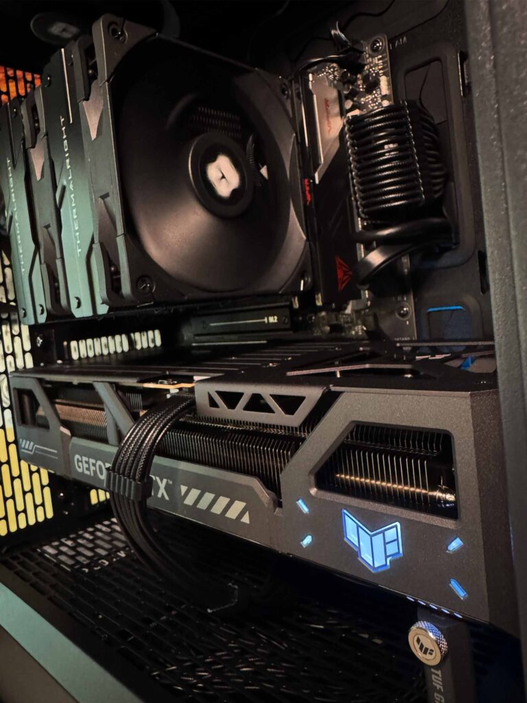 PC_RTX5080TUF_NORTHXL_4