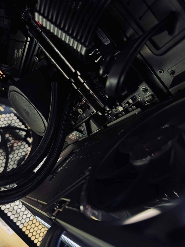 PC_Lianli217_5080ROG_4